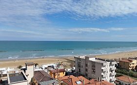 Se041 - Senigallia, Quadrilocale Accessoriato A 150Mt Dal Mare
